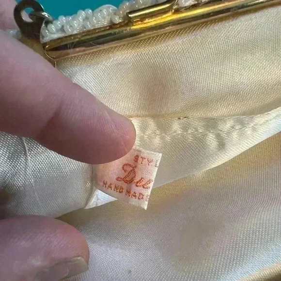 Du-Val Hand Beaded Evening Bag - Brides Bag - Cruise Wear - Made in Hong Kong - Picture 5 of 7